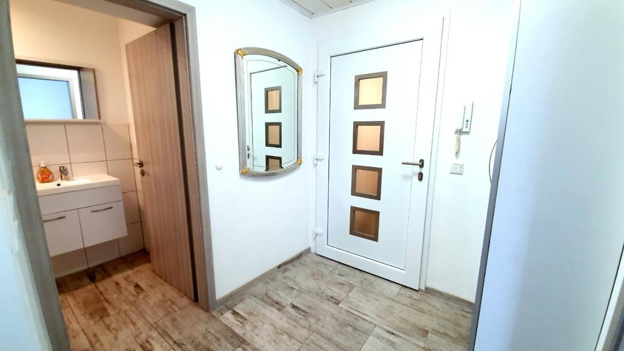 Neuburg Ferienwohnung Am Schloss Нойбург ан дер Донау Екстериор снимка